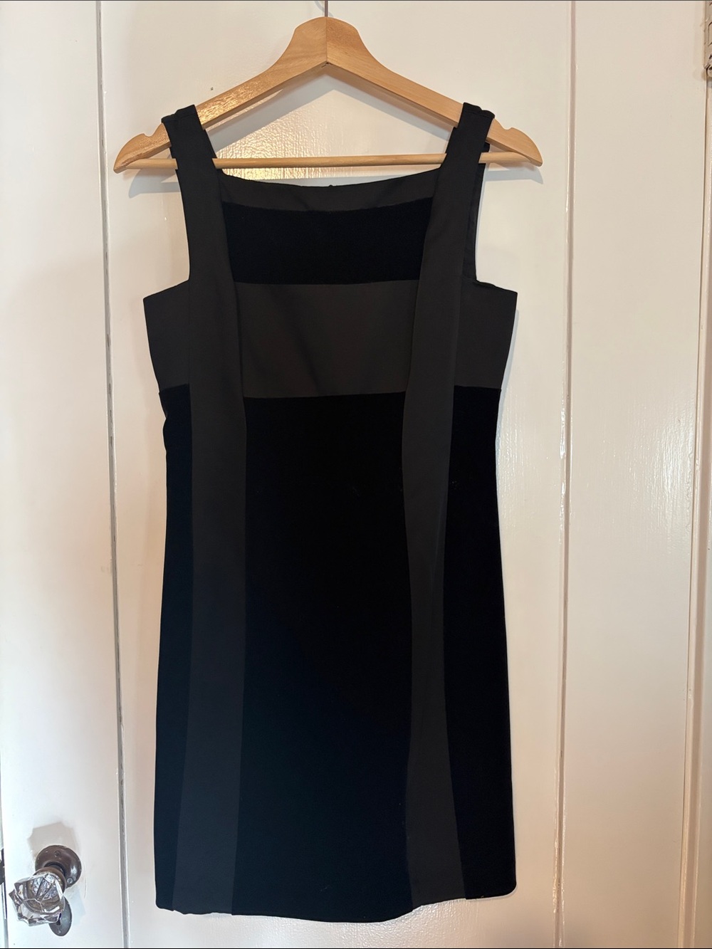 Laundry By Shelli Segal Black and Charcoal Paneled Mini Dress